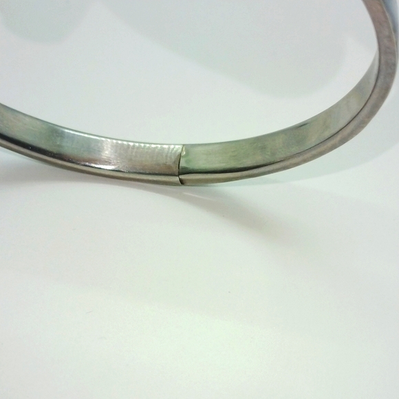 Vintage Blue Mother of Pearl Bangle bracelet - Picture 3 of 7